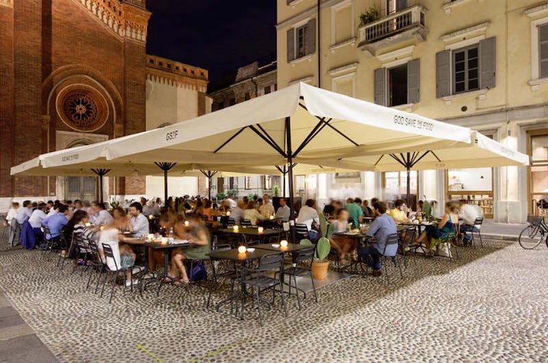 god save the food dehor in piazza Santa Maria del Carmine