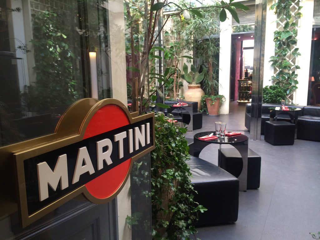 bar martini d&g